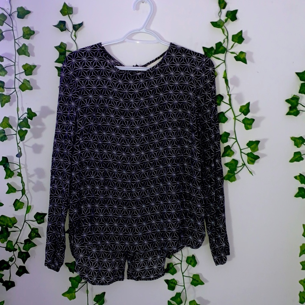 Black and White Design Long Sleeve Tshirt